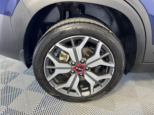 Used 2023 Blue Kia SX image 38
