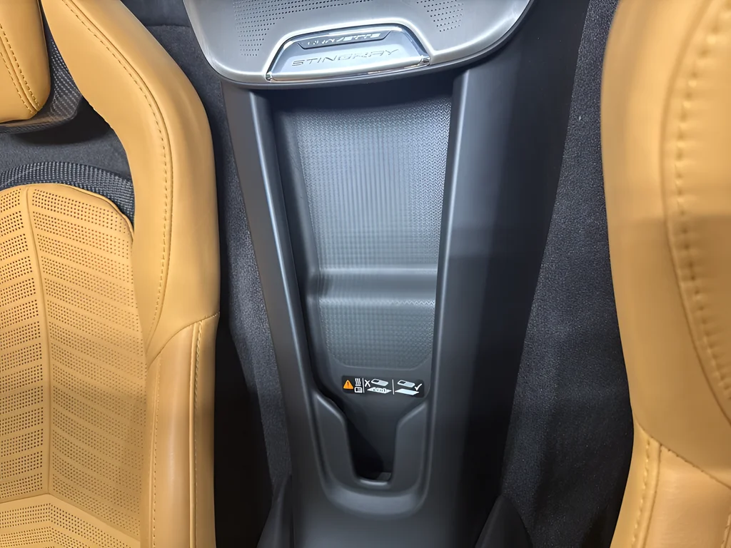 2024 Chevrolet Corvette 3LT - Photo 17