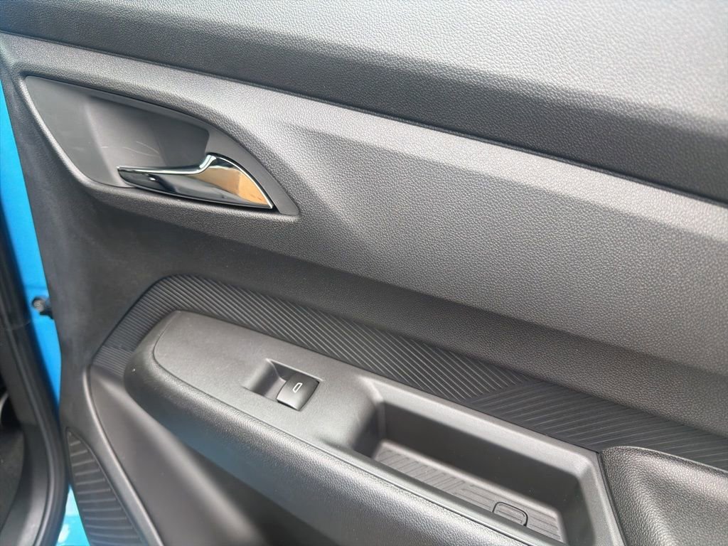 New 2027 Marina Blue Metallic Chevrolet LT image 22