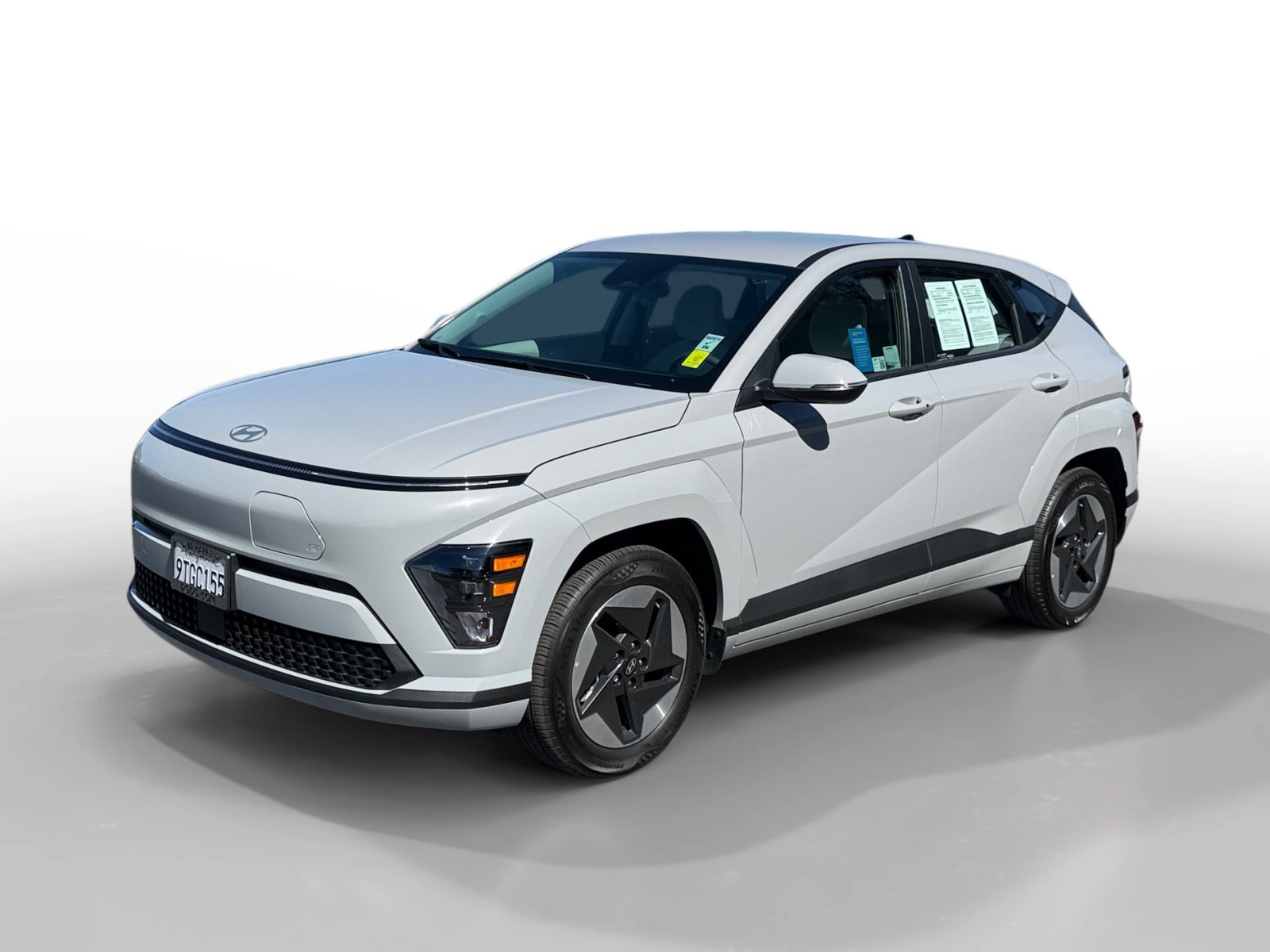 Certified Used 2025 Cyber Gray Metallic Hyundai SE image 1