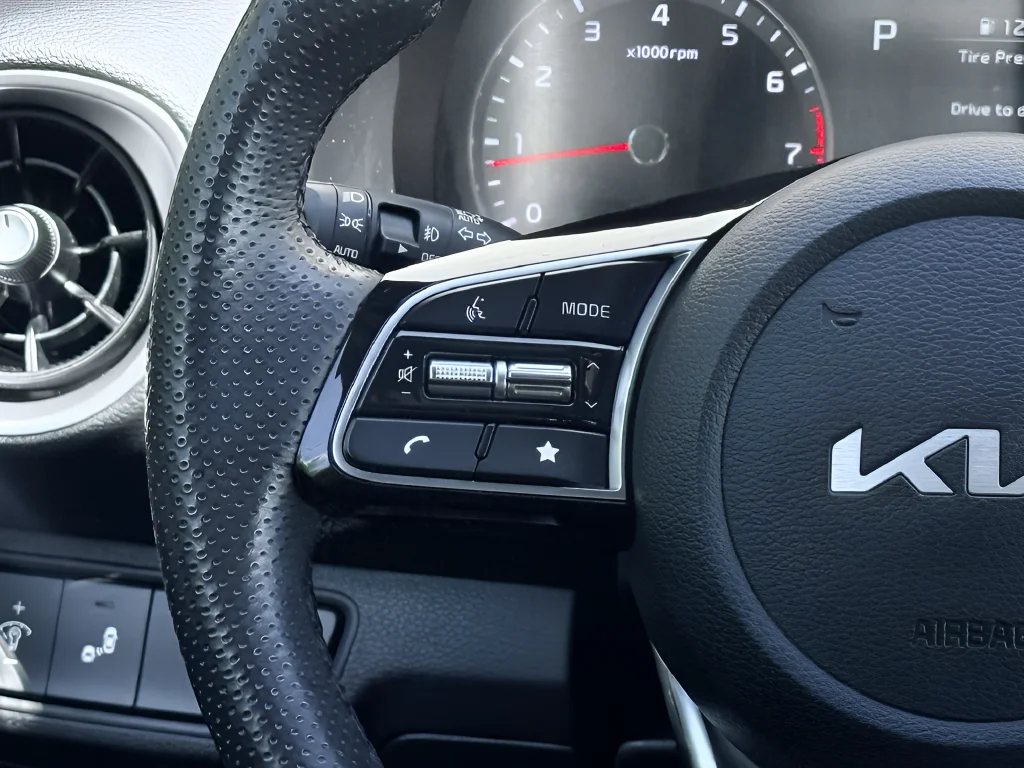 Used 2022 Gray Kia GT-Line image 13