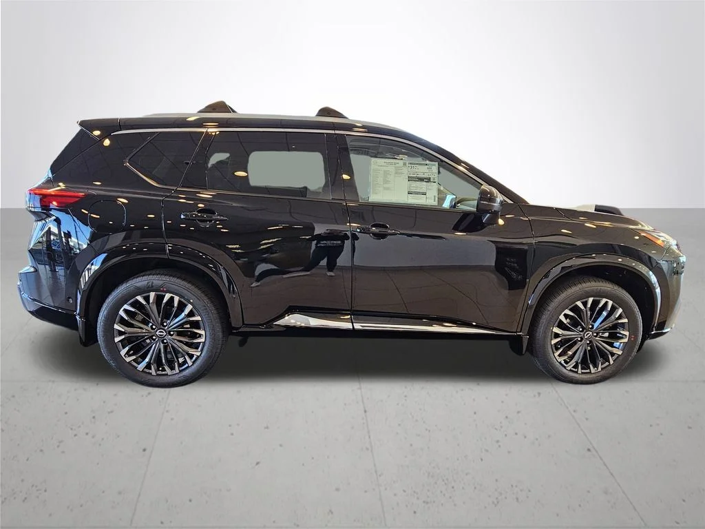 New 2026 Super Black Nissan Platinum image 6