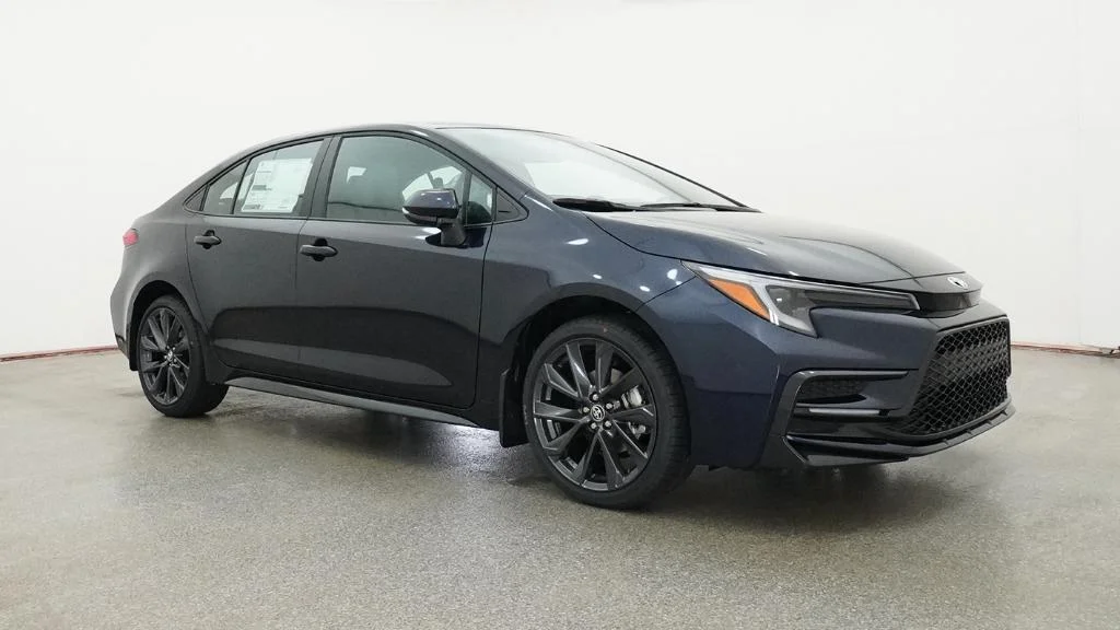New 2026 Blueprint Toyota SE image 2