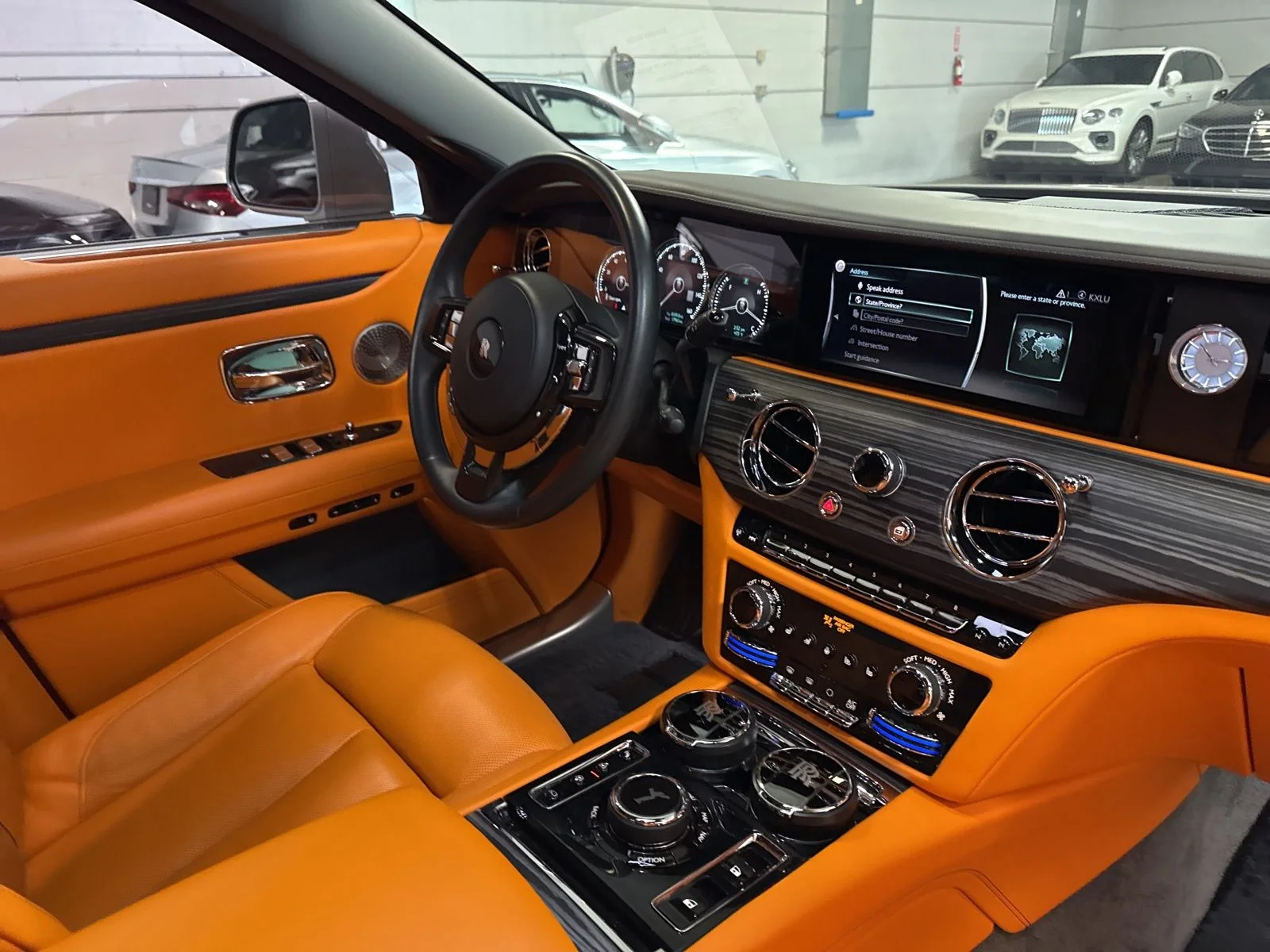 Used 2022 Gray Rolls-Royce Base image 35