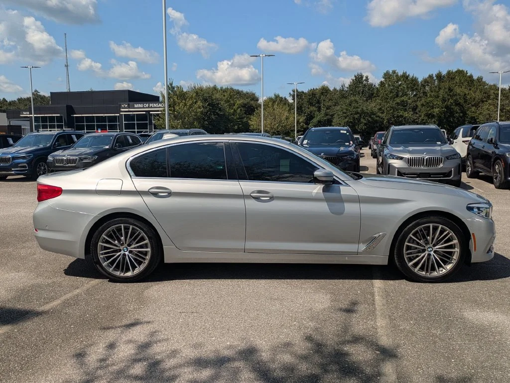 Used 2019 Silver BMW 530i image 6
