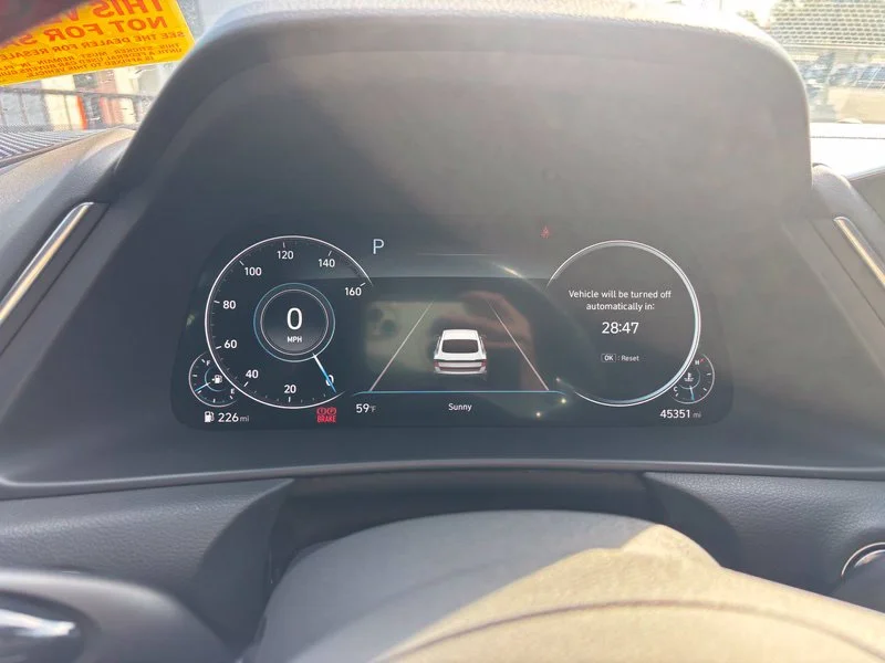 Used 2021 Red Hyundai SEL Plus image 11