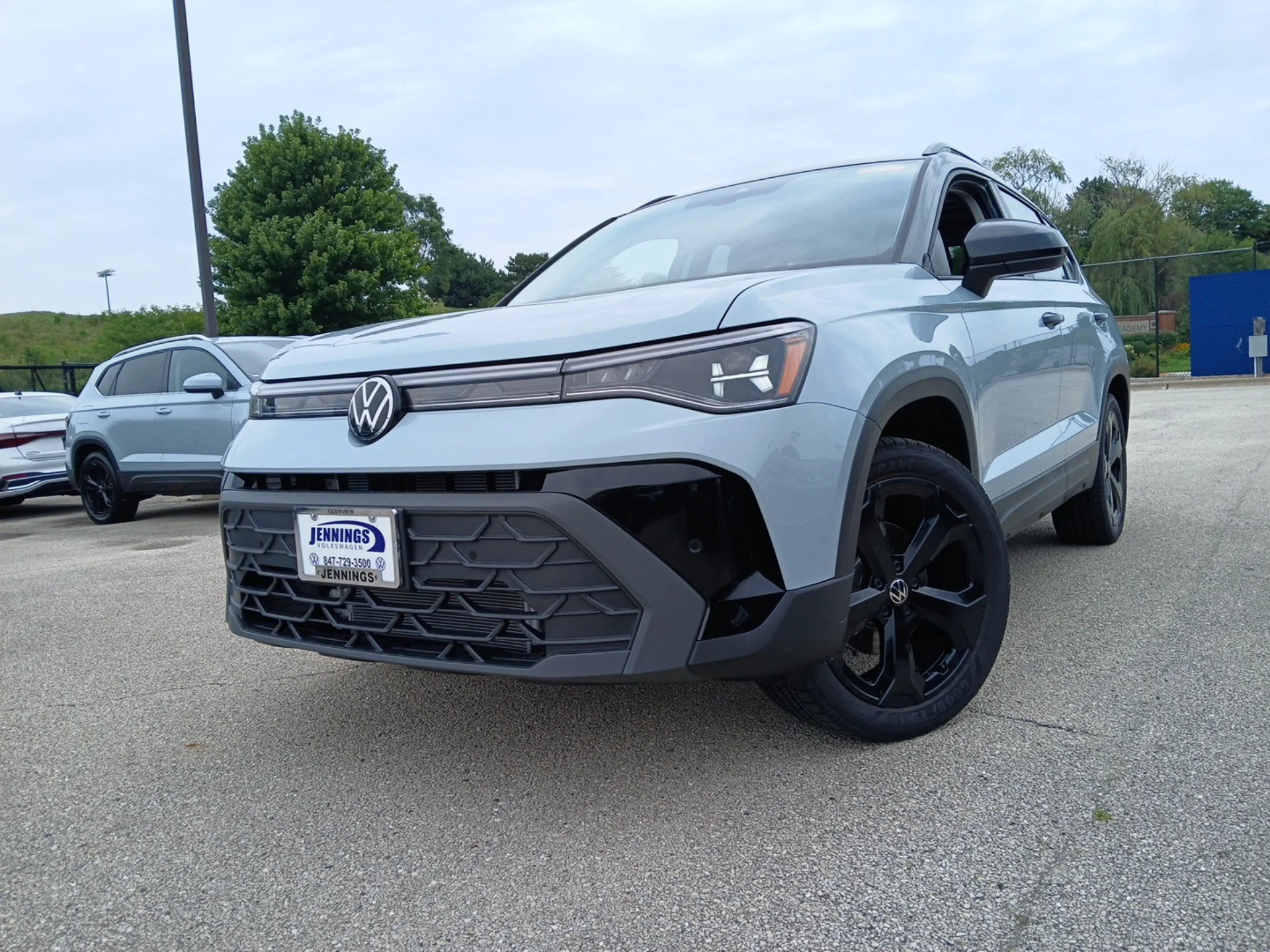 New 2026 Monument Gray W/Deep Black Roof Volkswagen 1.5T SE Black image 29