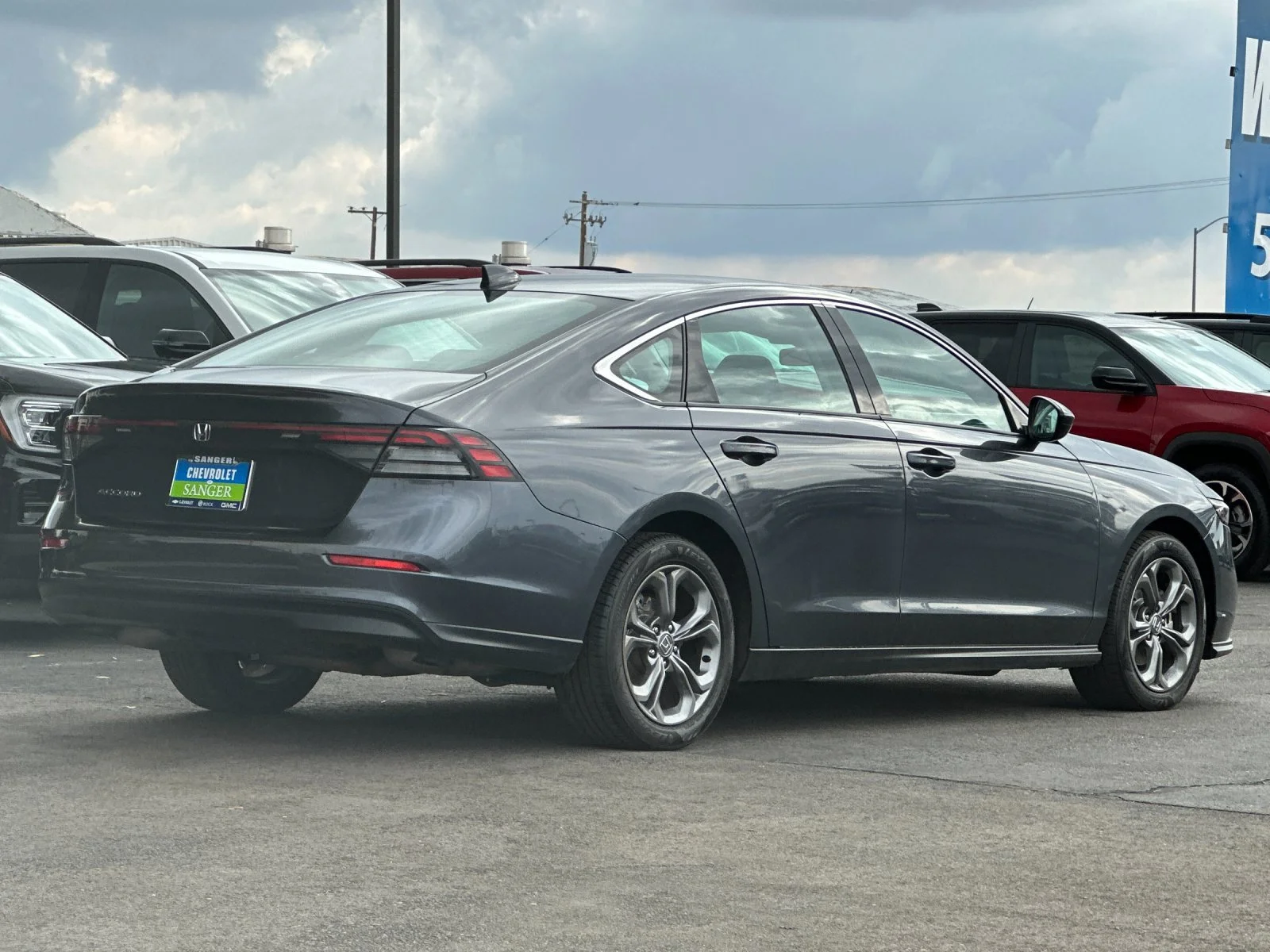 Used 2024 Gray Honda EX image 4