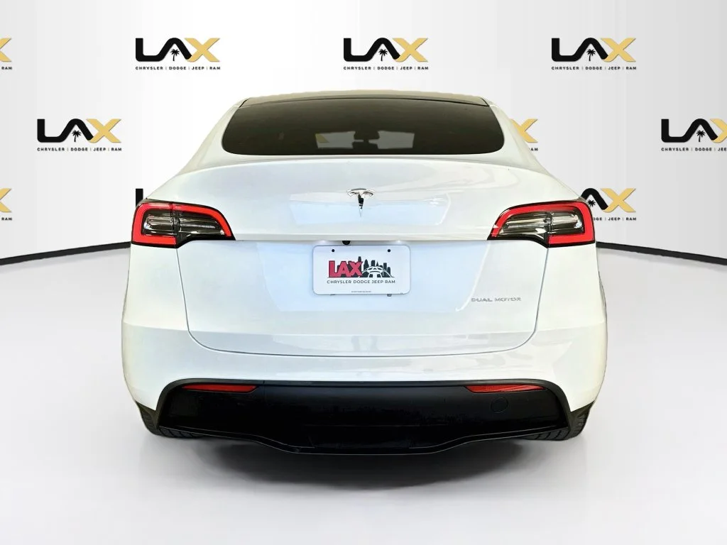 Used 2023 White Tesla Long Range image 5
