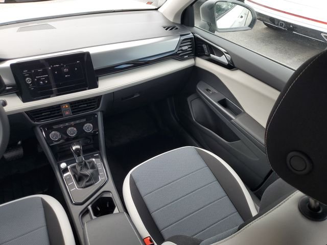 New 2026 White Volkswagen 1.5T S image 9