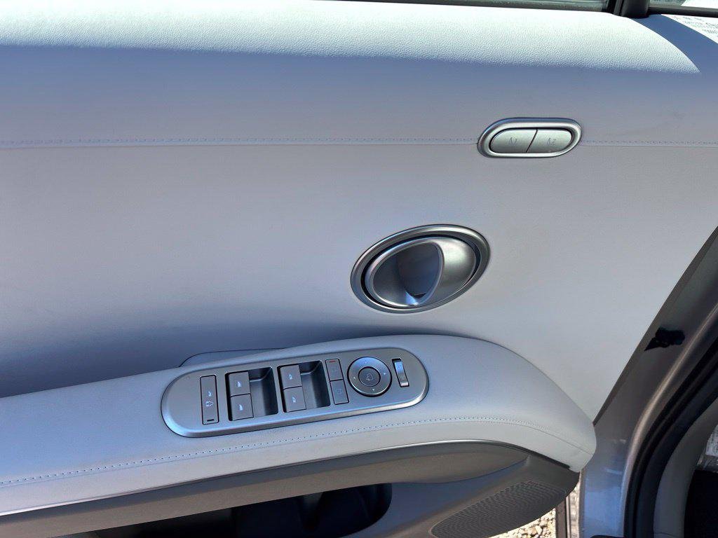 New 2026 Silver Hyundai Limited AWD image 12