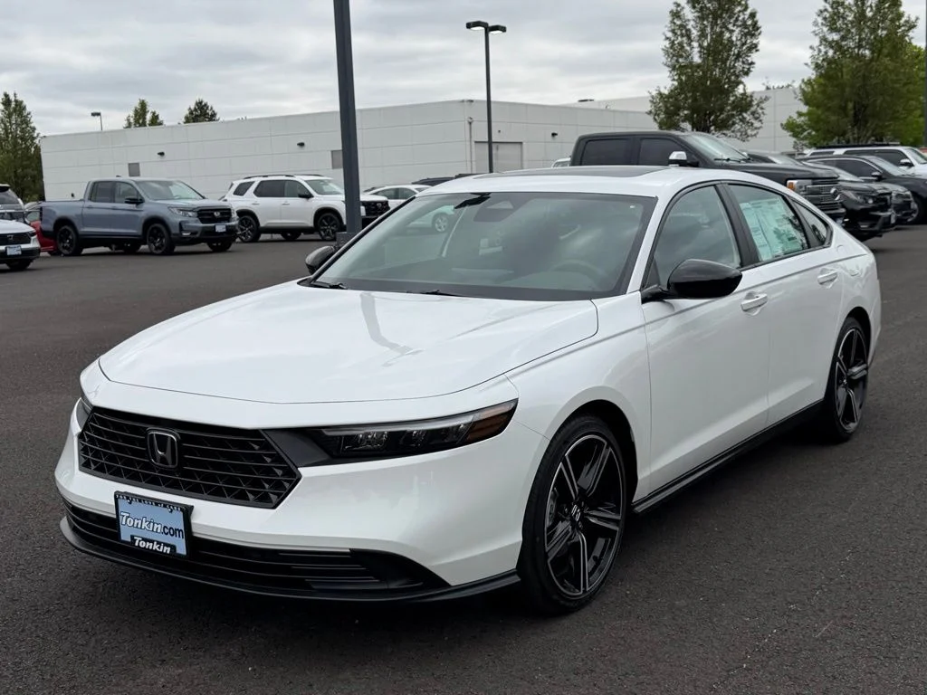 New 2026 Platinum White Pearl Honda Sport image 4