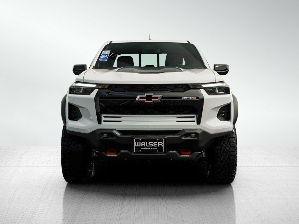 2026 Chevrolet Colorado ZR2 - Photo 2