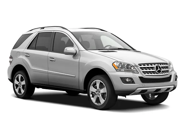 Used 2009 Obsidian Black Metallic Mercedes-Benz 3.5L image 1