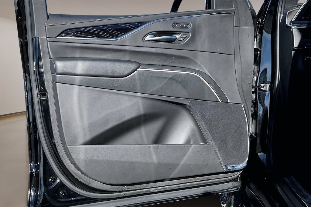 2023 Cadillac Escalade ESV Sport - Photo 18