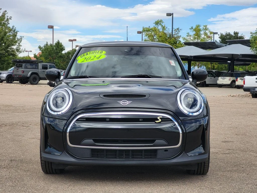 Used 2024 MINI Hardtop 2 Door SE with VIN WMW13DJ0XR2V82950 for sale in Loveland, CO