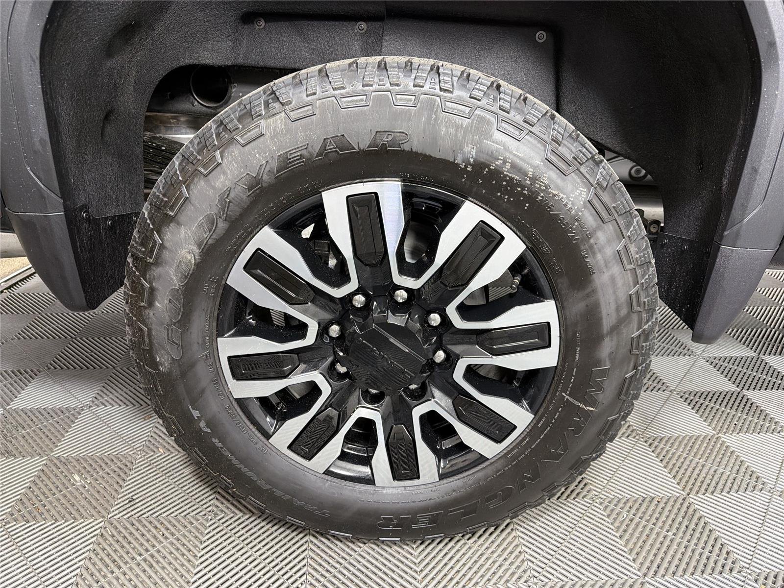 New 2026 Onyx Black GMC Denali Ultimate image 13