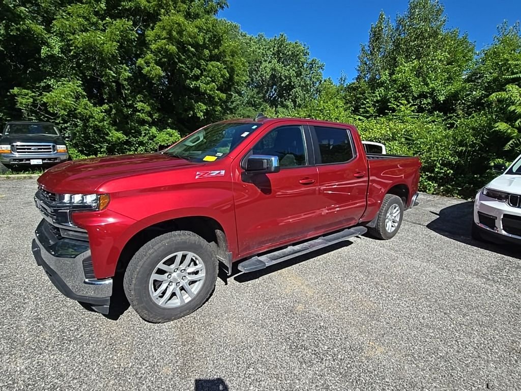 Used 2019 Red Chevrolet LT image 2