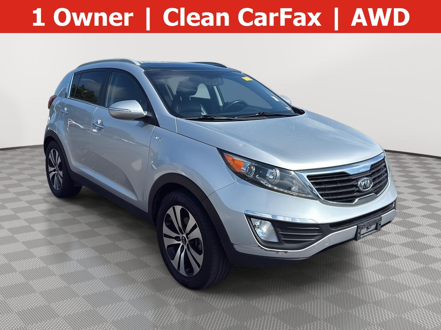 Used 2012 Bright Silver Kia EX image 1