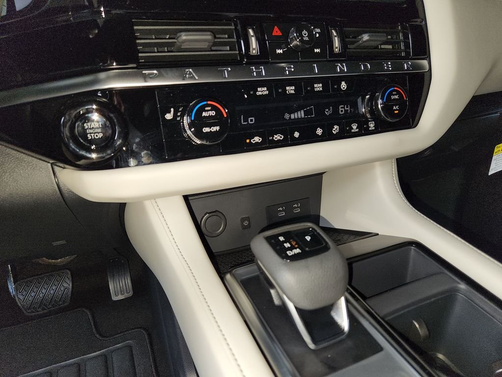 New 2026 Baltic Teal Pearl Nissan SL image 19