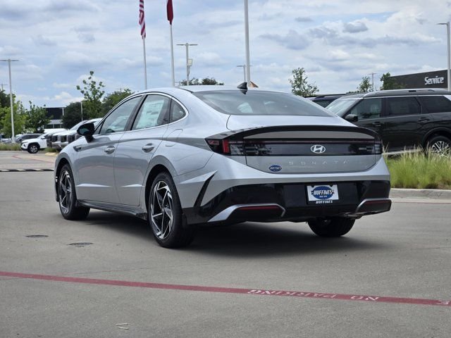 New 2026 Silver Hyundai SEL Sport image 3
