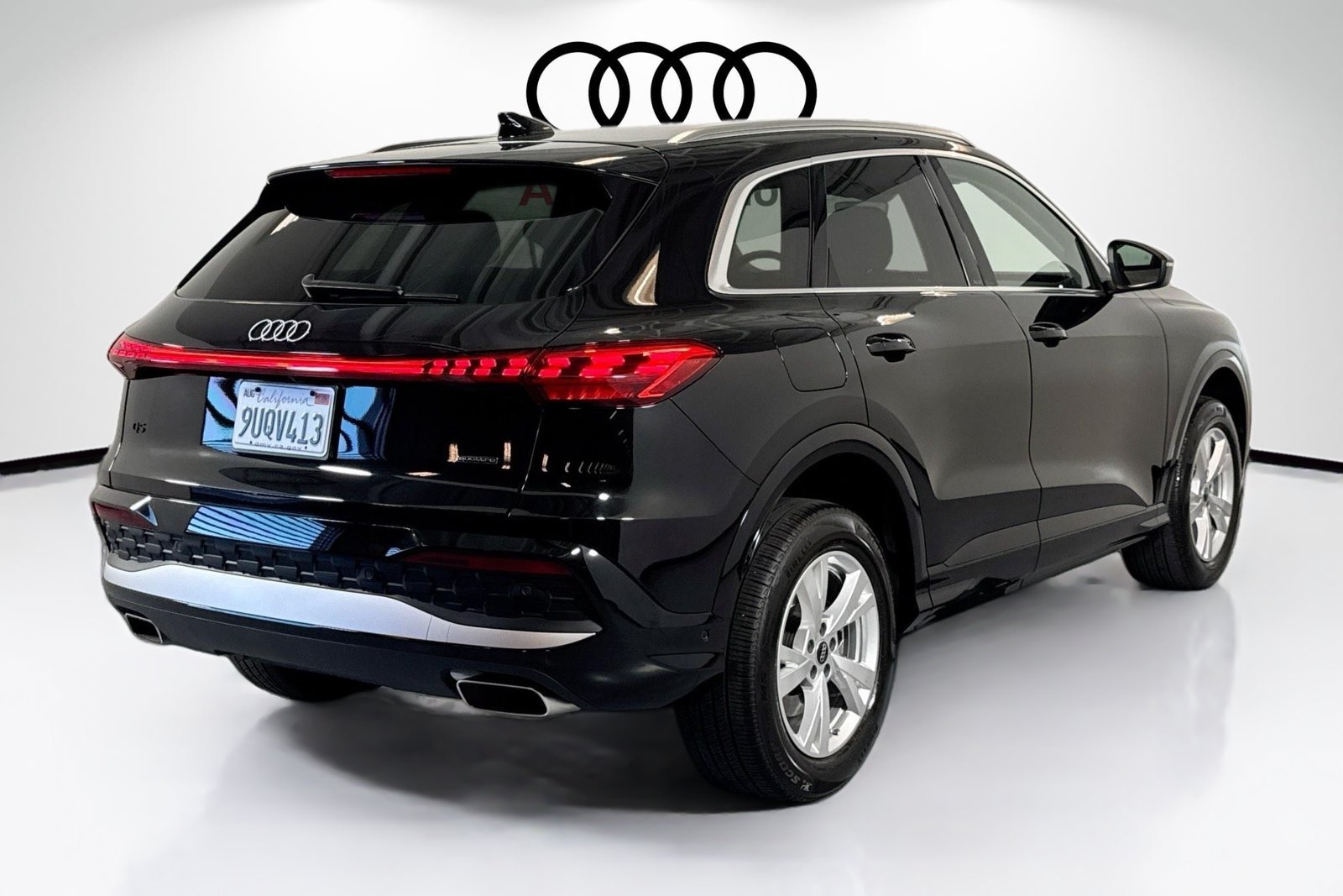 Used 2025 Mythos Black Audi Premium image 5