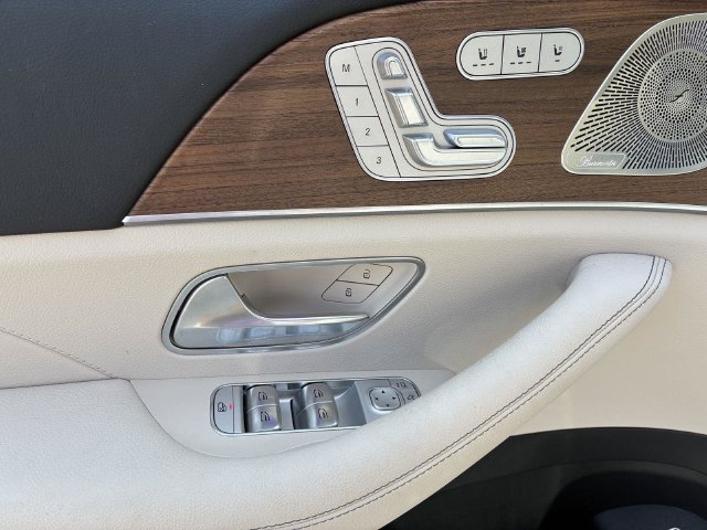 Certified Used 2026 Polar White Mercedes-Benz GLS 450 image 5