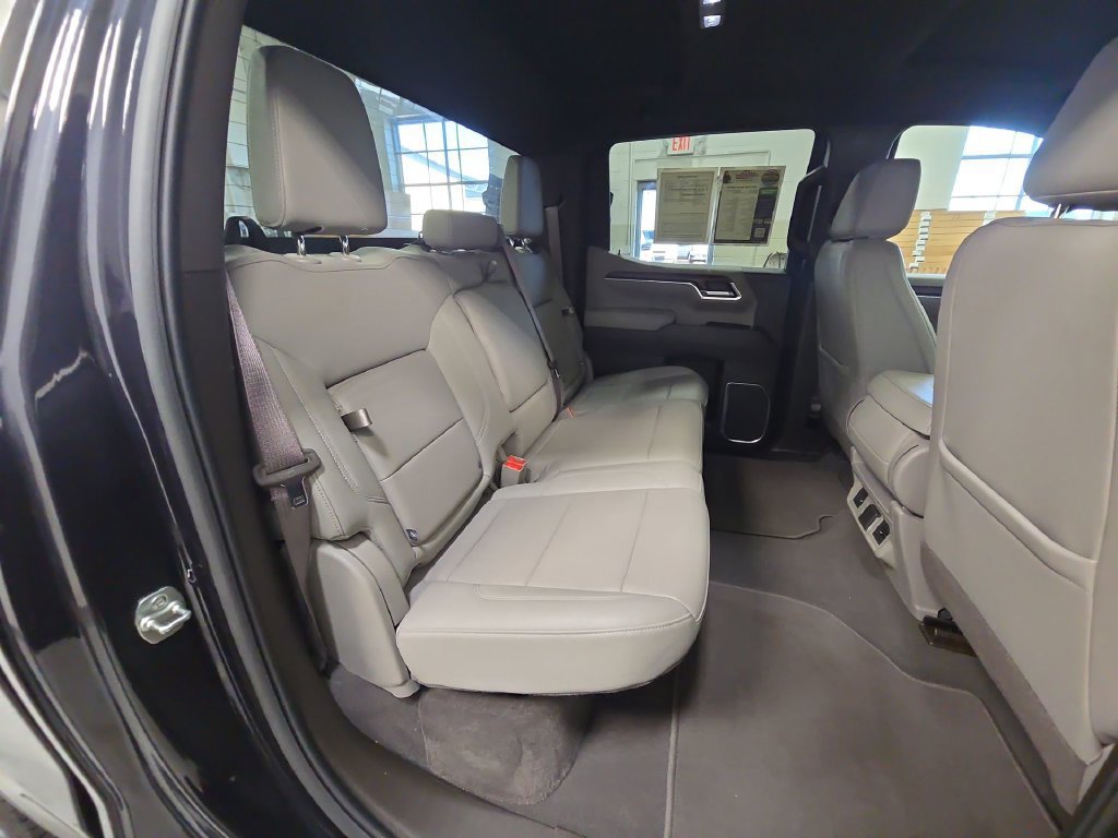 2025 GMC Sierra 1500 SLT - Photo 35