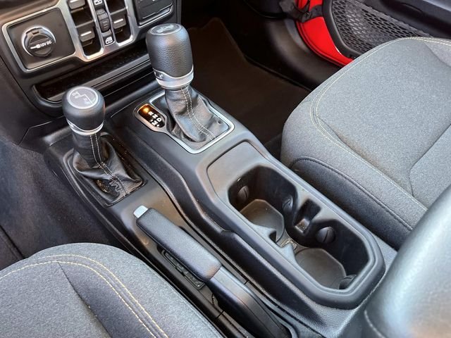 Used 2025 Red Jeep Sport S image 27