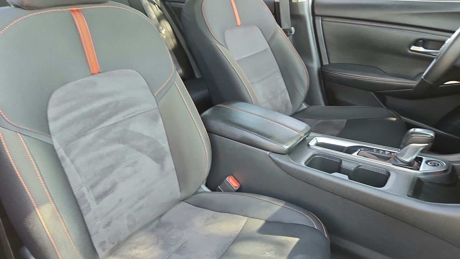 Certified Used 2025 Gray Nissan SR image 22
