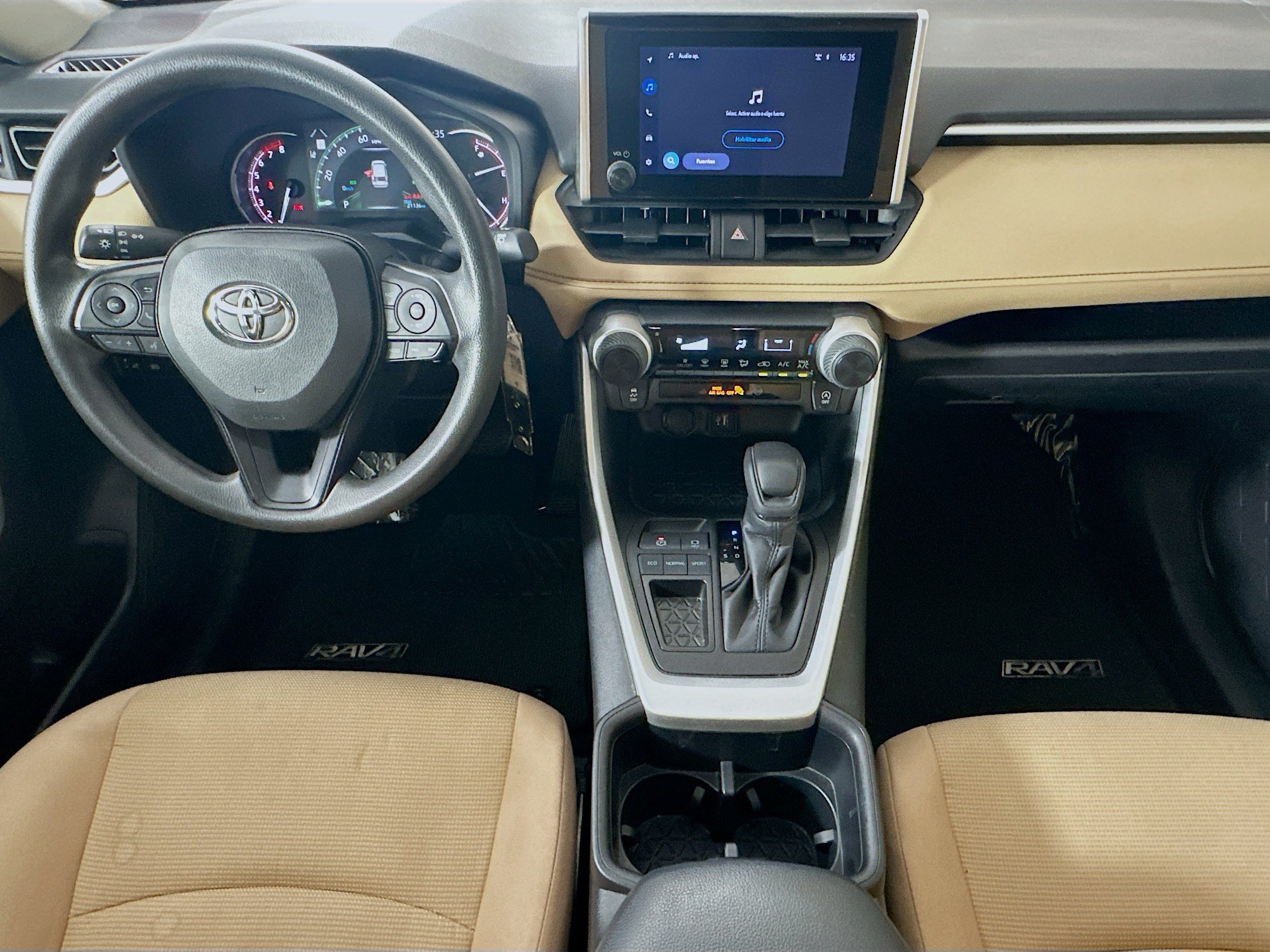 Used 2025 Ice Toyota LE image 26