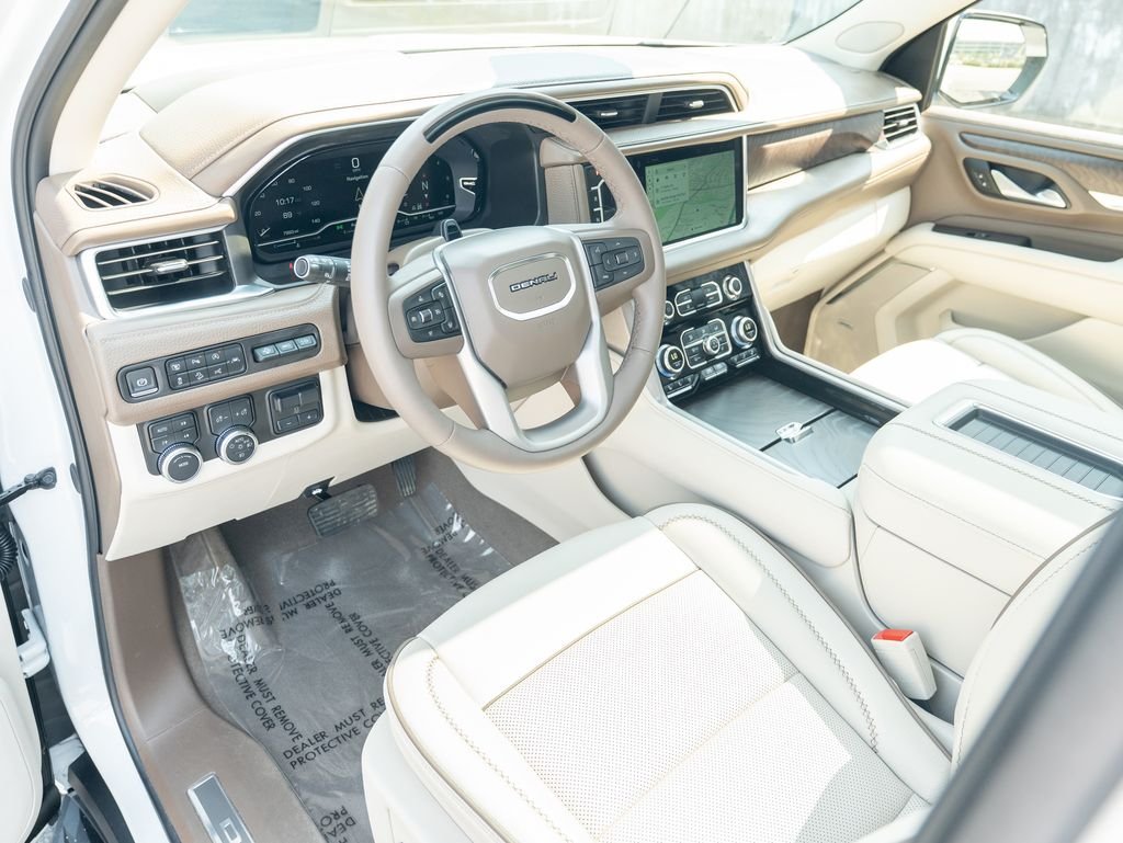 Used 2024 White GMC Denali image 12