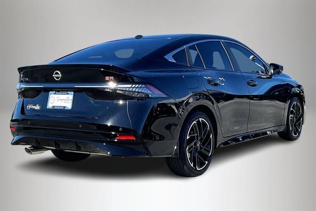 New 2026 Nissan Sentra SR 4D Sedan