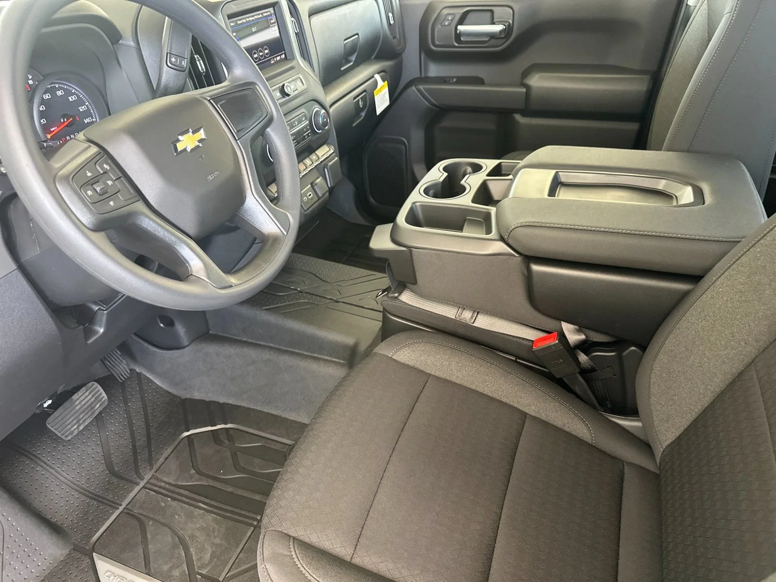 2026 Chevrolet Silverado 1500 Custom - Photo 10