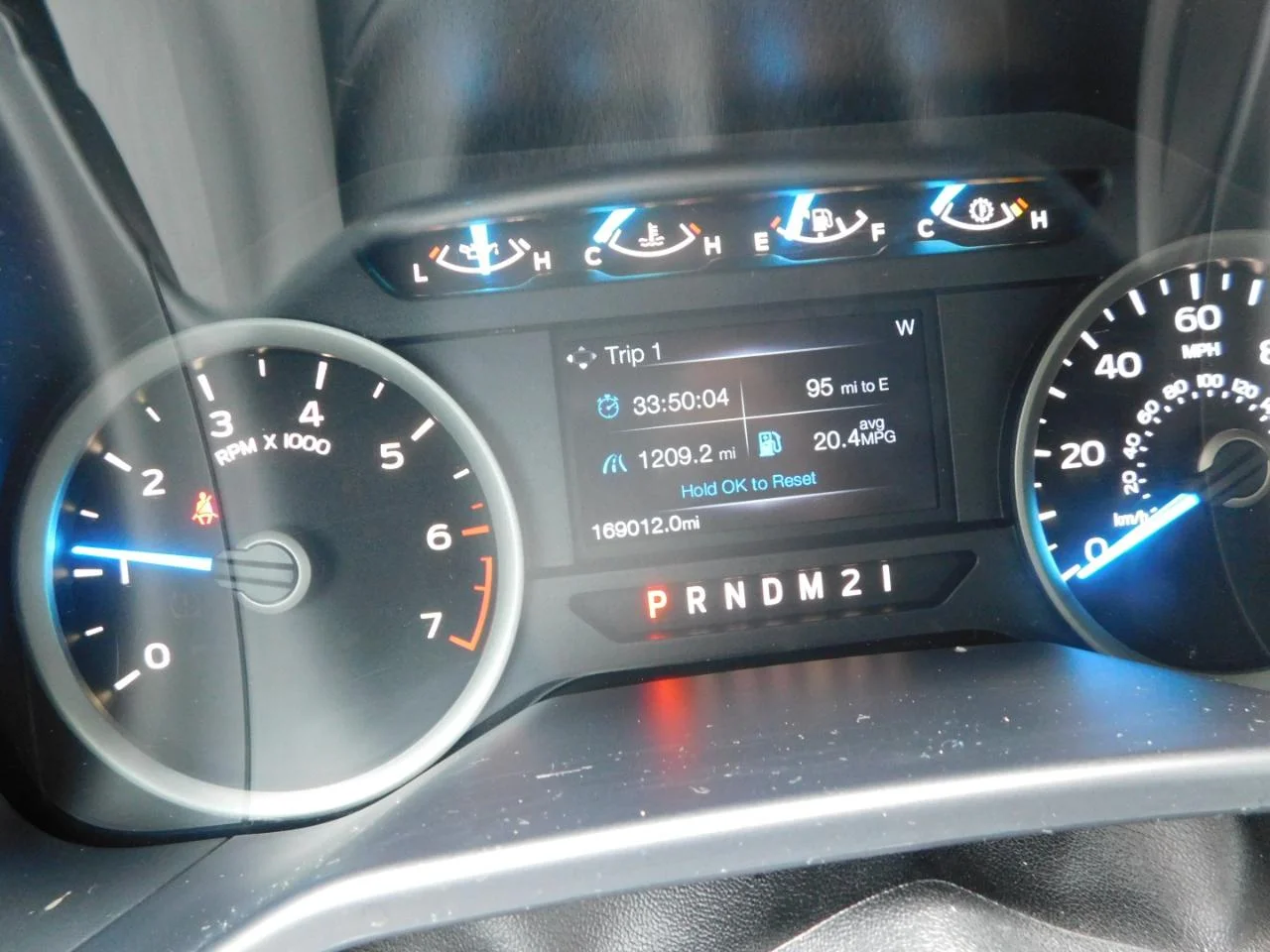Used 2016 Magnetic Ford 4WD SuperCab 145 in XLT image 31