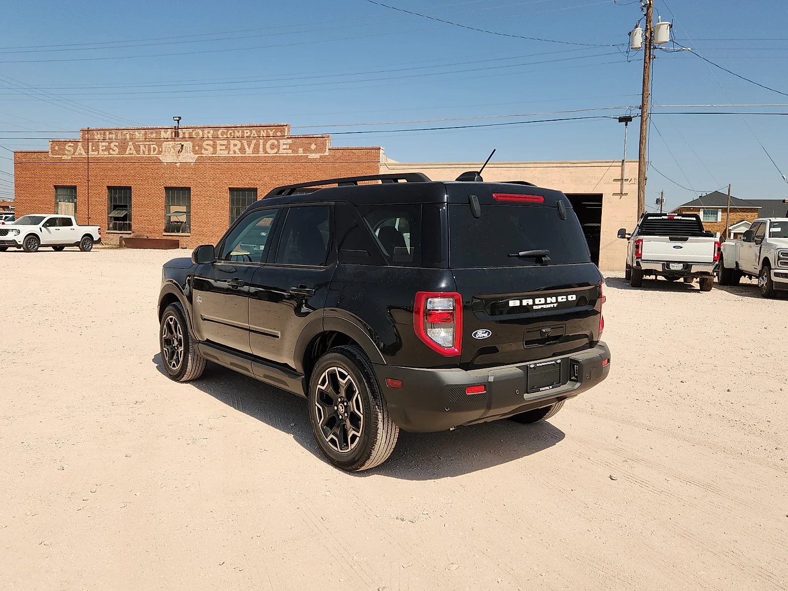 New 2026 Shadow Black Ford Outer Banks image 5