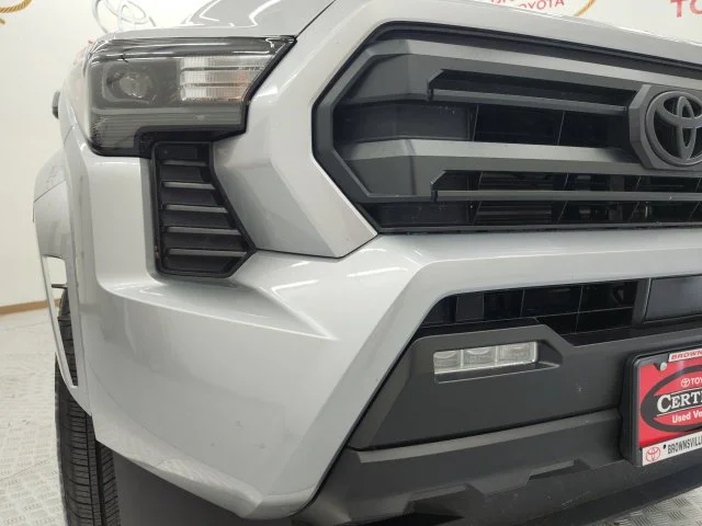Used 2026 Silver Toyota SR5 image 9