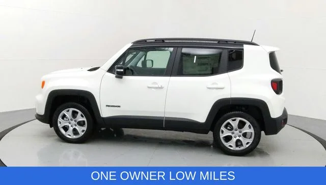 Used 2022 White Jeep Limited image 4