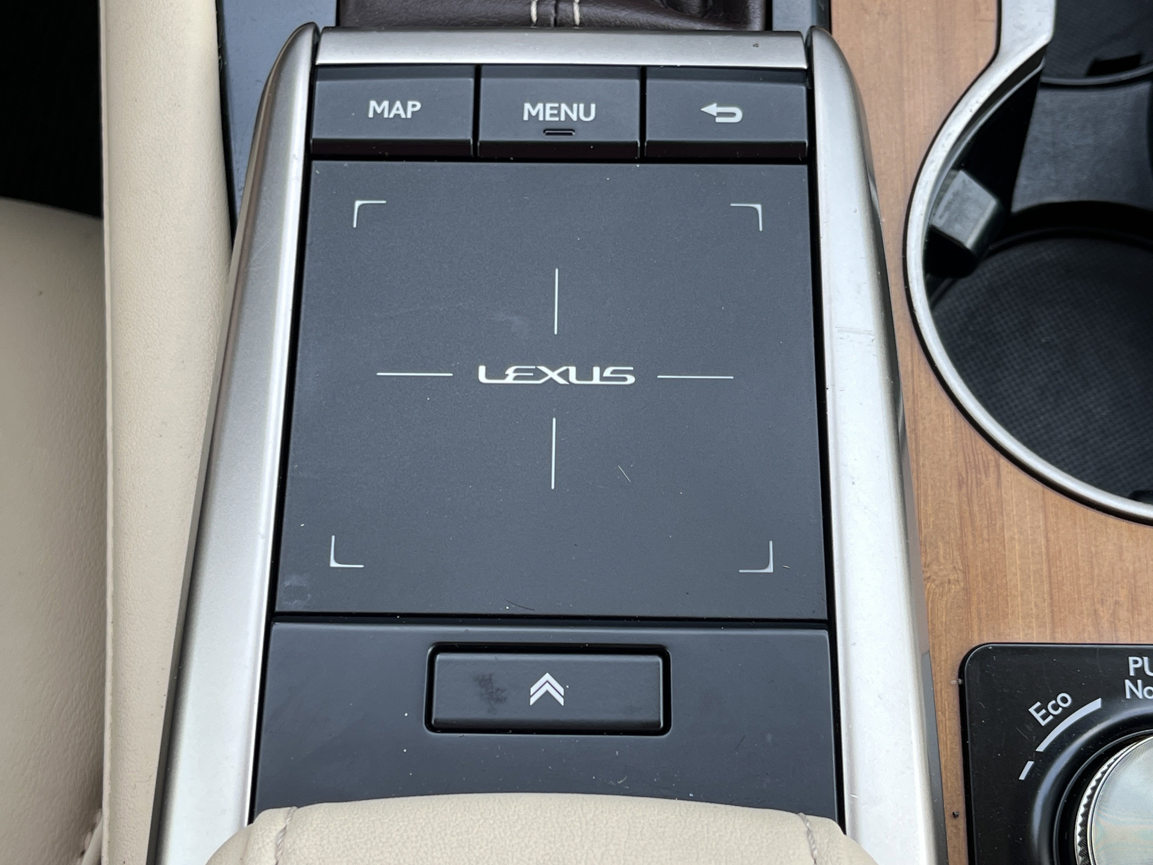 Used 2020 Eminent White Pearl Lexus RX 450h image 10
