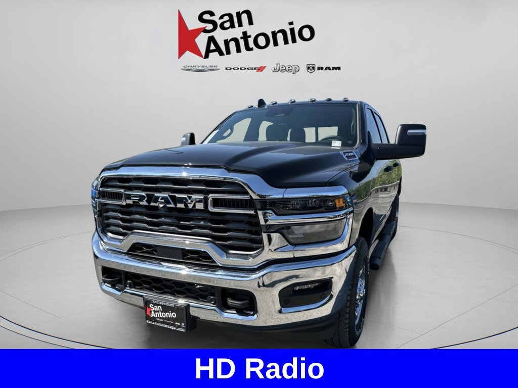 New 2026 Diamond Black Crystal Pearl-Coat Exterior Paint RAM Tradesman image 6