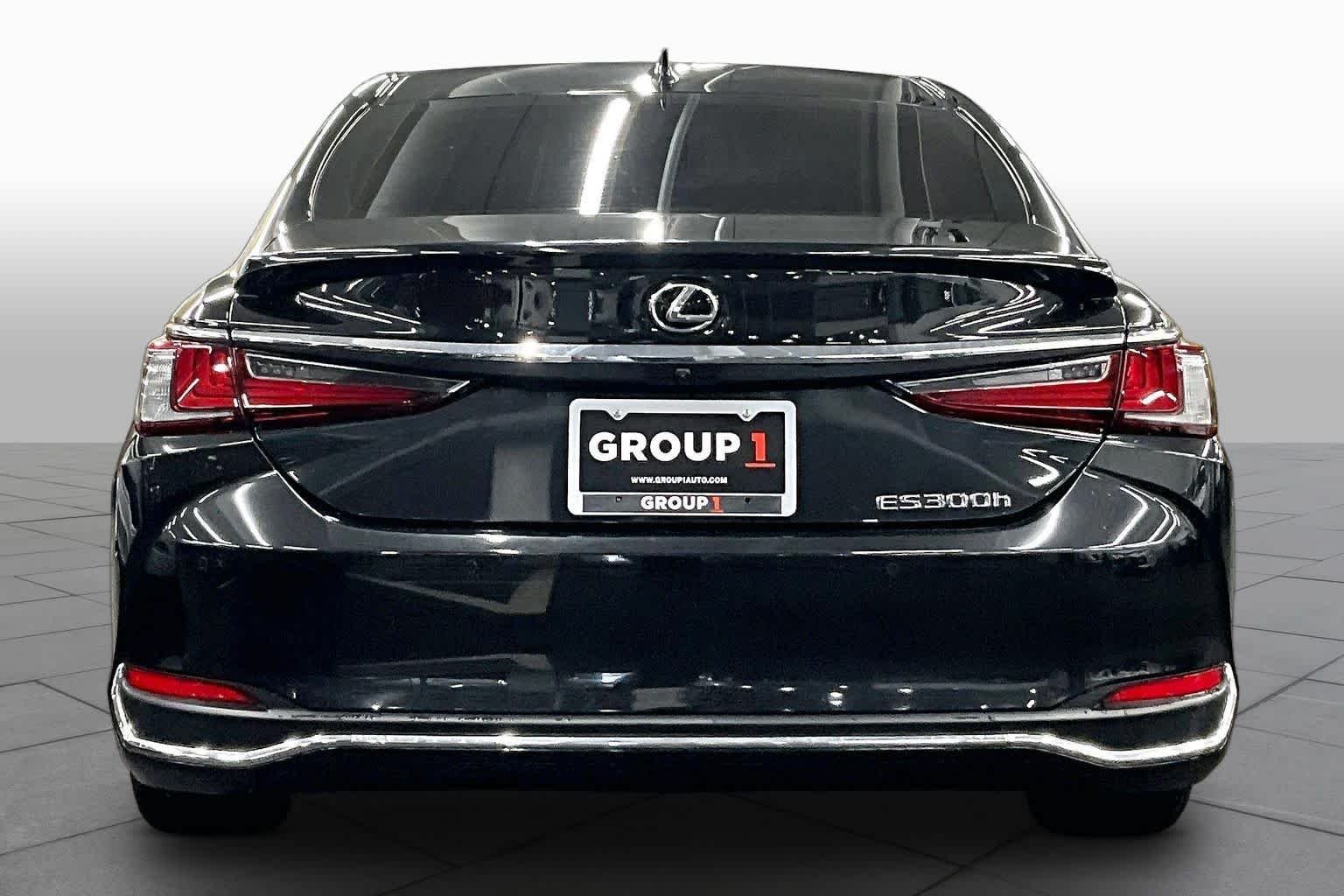 Certified Used 2025 Caviar Lexus  image 5