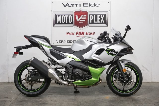 New 2025 Kawasaki NINJA ZX-4R ABS in Sioux Falls #A39154