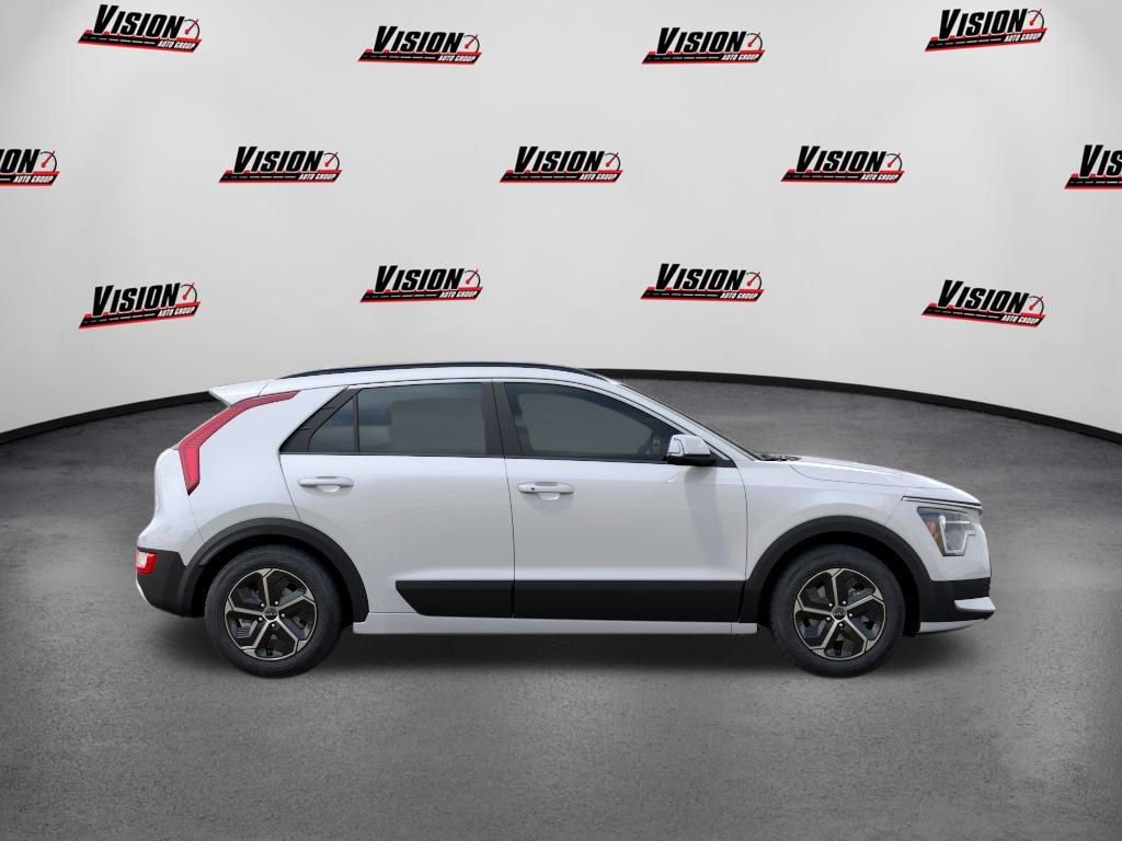 New 2026 Snow White Pearl Kia EX image 7