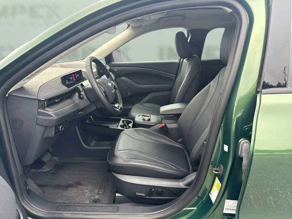Used 2024 Green Ford Premium image 5