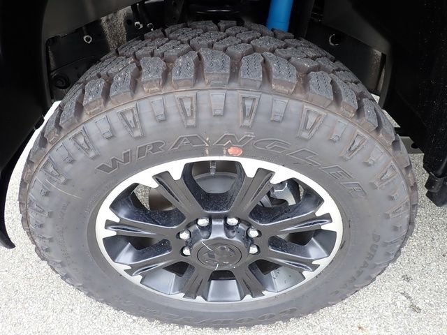 New 2026 Granite Crystal Metallic Clear-Coat Exterior Paint RAM Tradesman image 11
