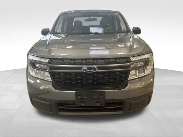 Certified Used 2024 Gray Ford XLT image 6