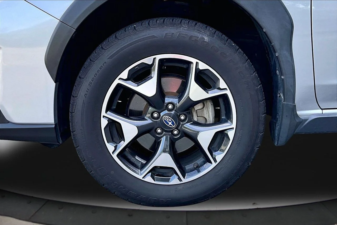 Used 2020 Silver Subaru Premium image 30
