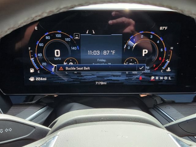 New 2027 Summit White Chevrolet LT image 25