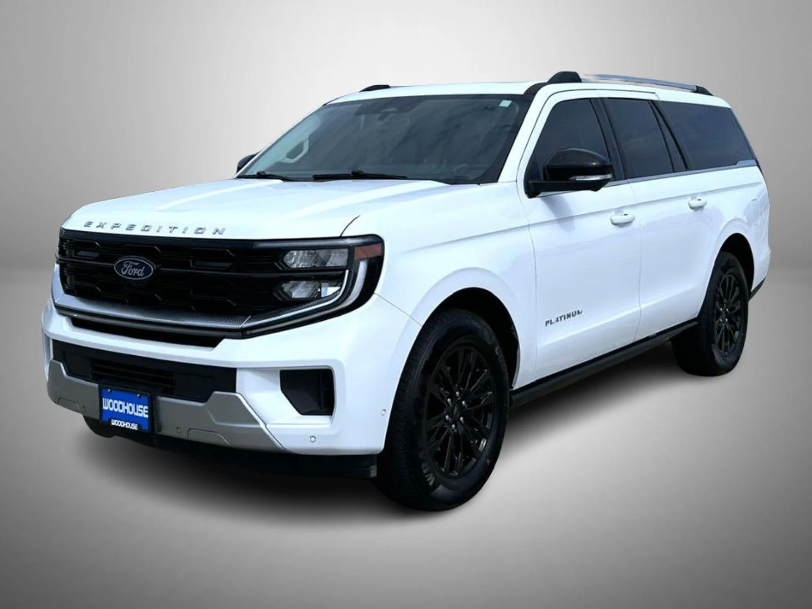 Used 2025 White Ford Platinum image 1
