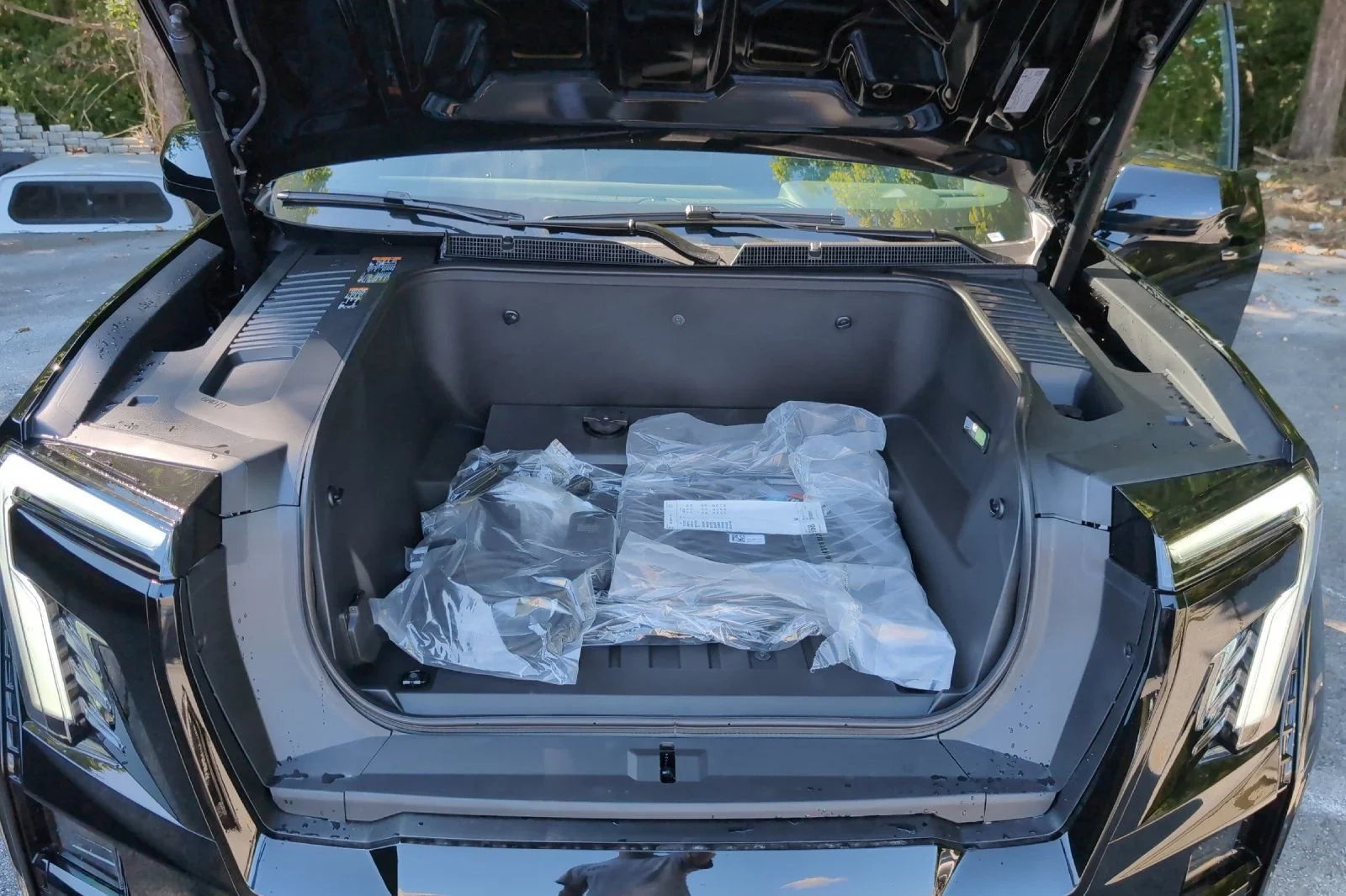 2026 GMC Sierra EV Elevation - Photo 27